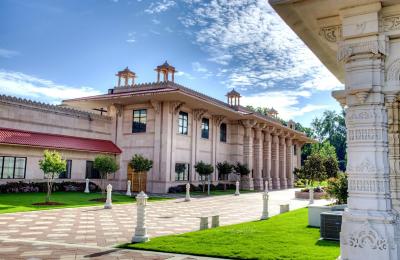 Liberty Business Plaza